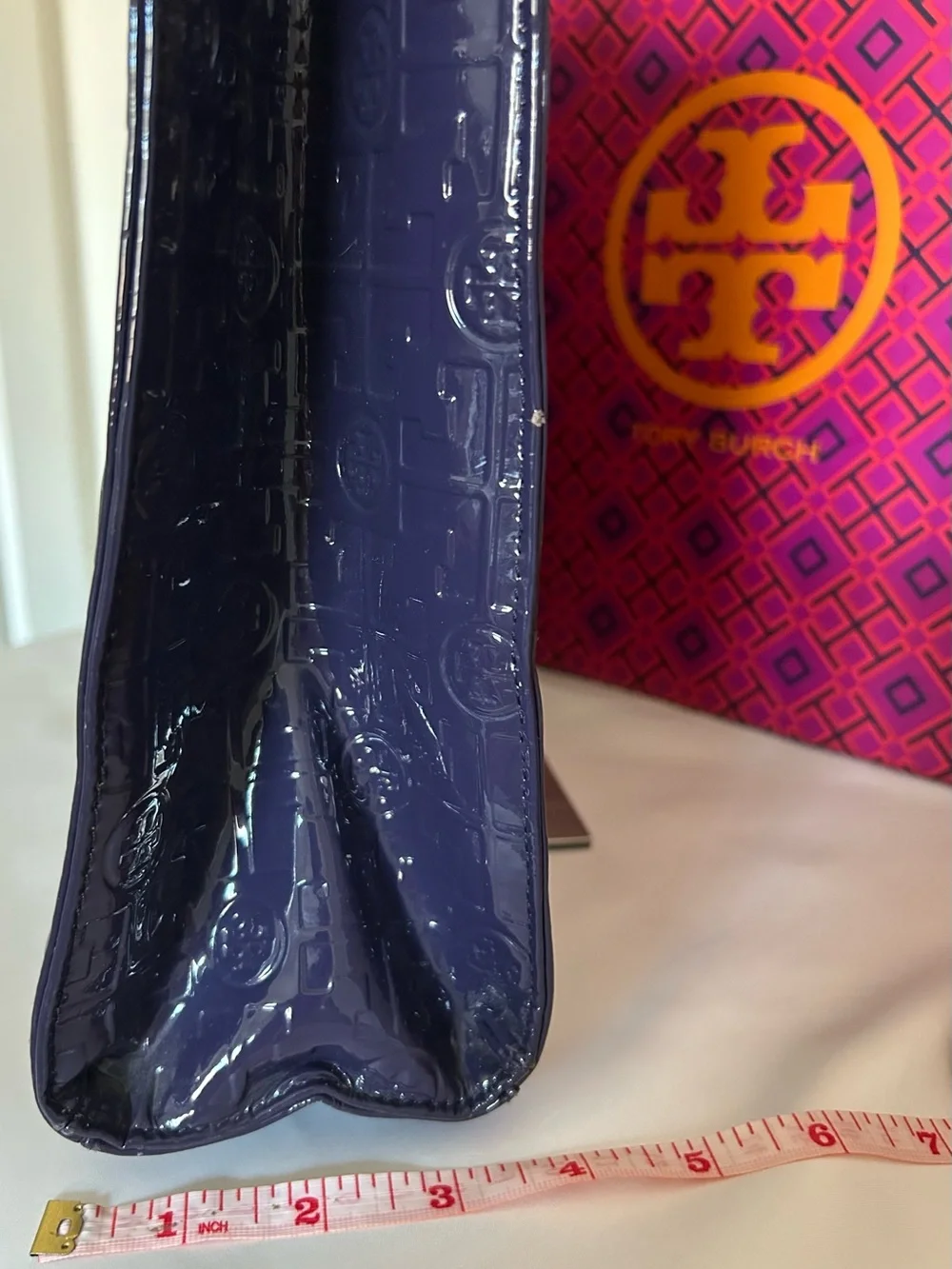💜Tory Burch💛Purple~Plum embossed Logo Patent Leather Tote w/Tan Trim & Goldtone